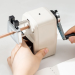 Deli Pastel Metal 5-Stage Core Adjustment Rotary Pencil Sharpener– изысканная и функциональная точилка для карандашей