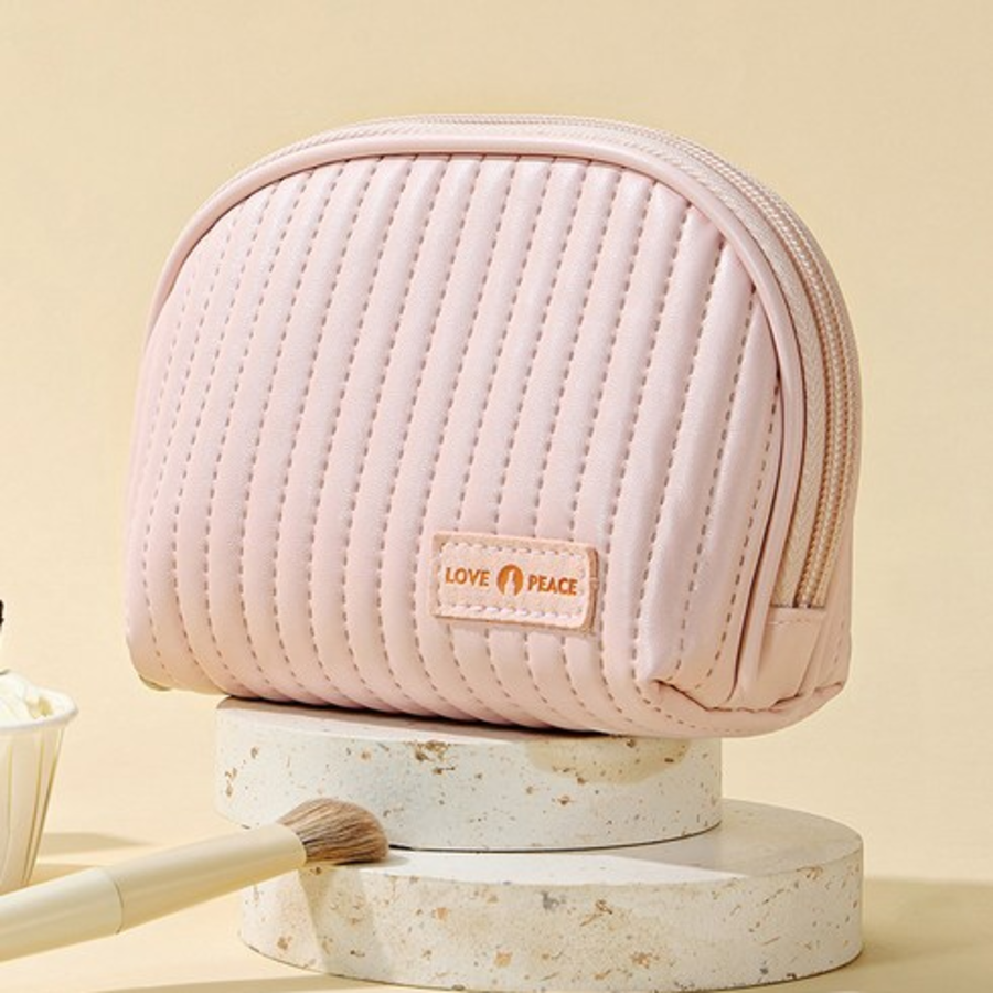 Elsso Half-Moon Pocket Design Pastel Color Cosmetic Pouch – очаровательная и функциональная косметичка для макияжа.