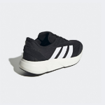 Adidas – кроссовки Lightshift