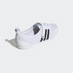 Adidas – кроссовки Diona 2.0