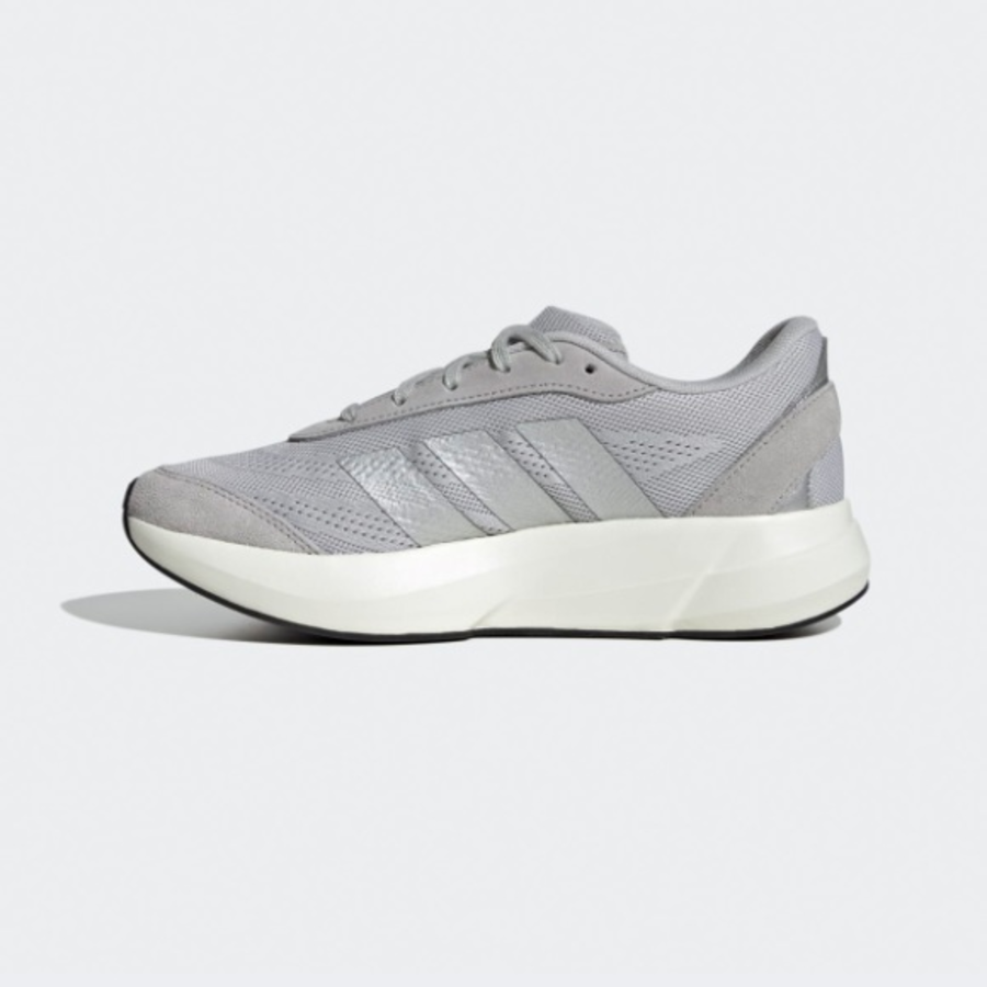 Adidas – кроссовки Lightshift