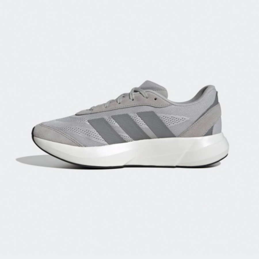 Adidas – кроссовки Lightshift