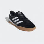 Adidas – кроссовки MUNDIAL FC