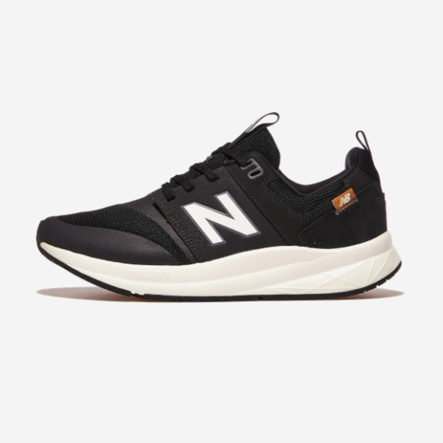 New Balance – кроссовки UA900CB2