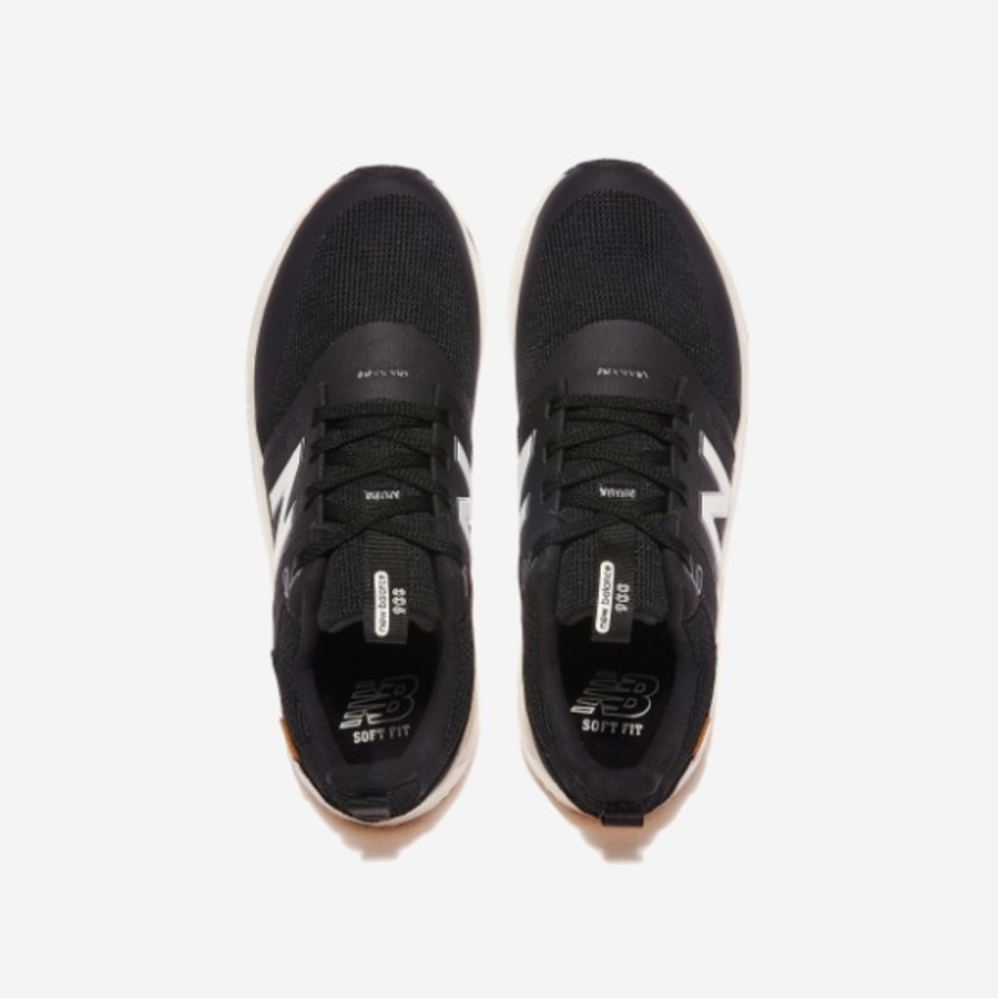 New Balance – кроссовки UA900CB2