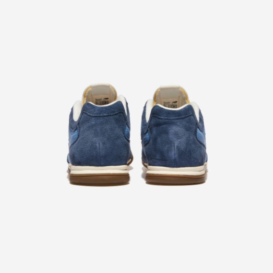 New Balance – кроссовки URC42PMA