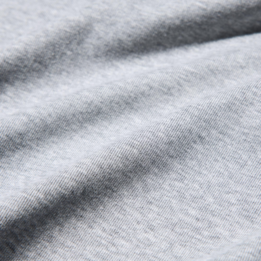 UNIQLO Mini T  — базовая футболка