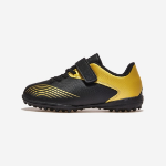 Diadora – кроссовки Striker TF 2