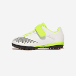 Diadora – кроссовки Striker TF 2