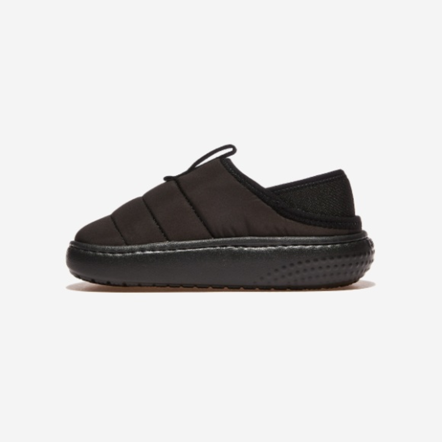 Crocs – CLASSIC PUFF MOC K