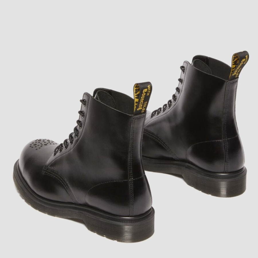 Dr. Martens 1460 ST Brogue