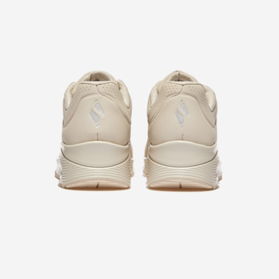 Skechers – кроссовки UNO