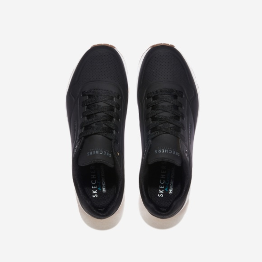 Skechers – кроссовки UNO