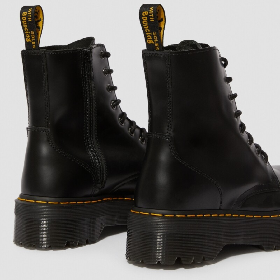 Dr. Martens Jadon