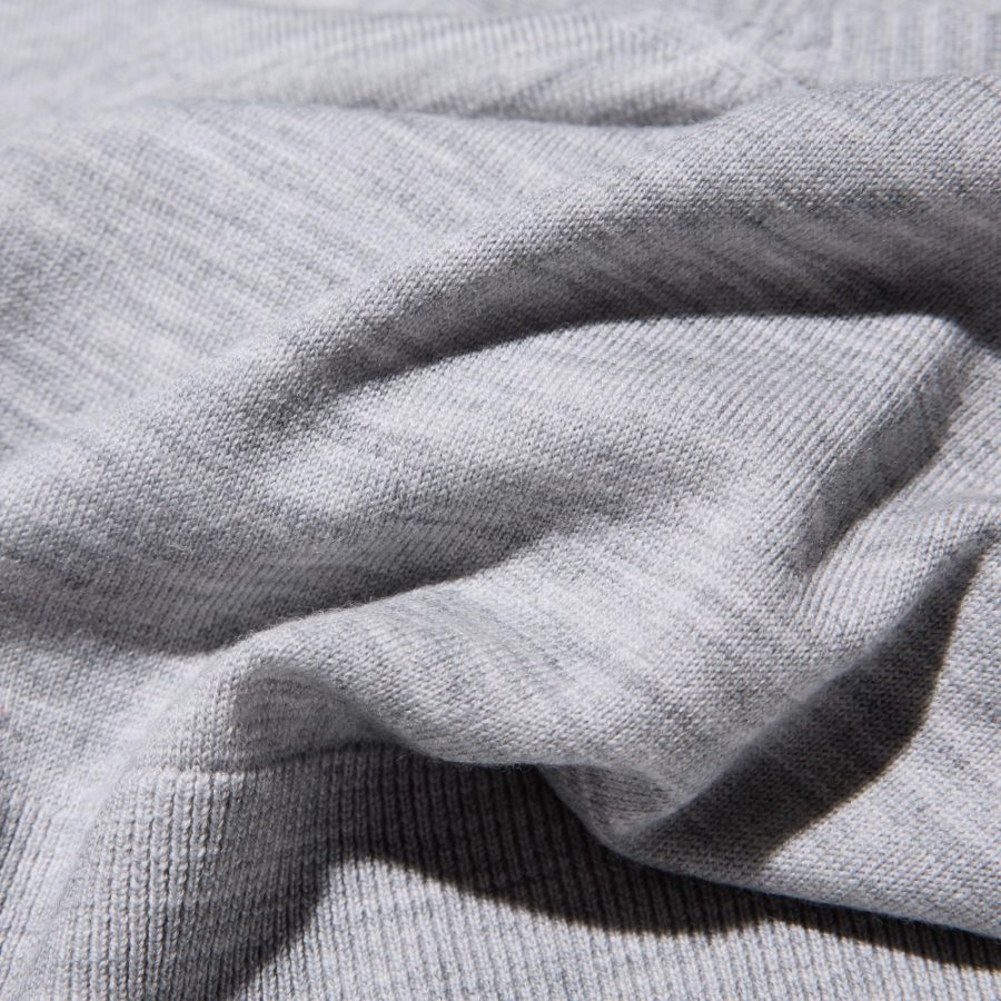 UNIQLO – свитер Merino Crew Neck Short Sleeve Sweater