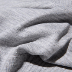 UNIQLO – свитер Merino Crew Neck Short Sleeve Sweater