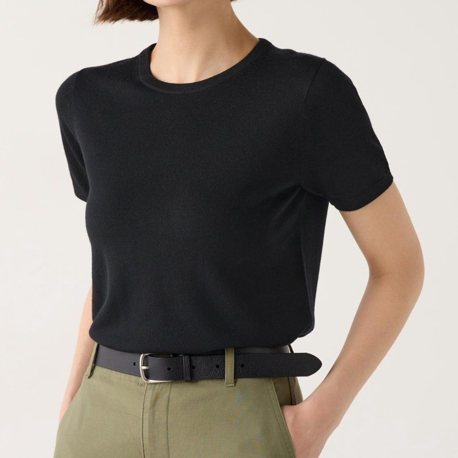 UNIQLO – свитер Merino Crew Neck Short Sleeve Sweater