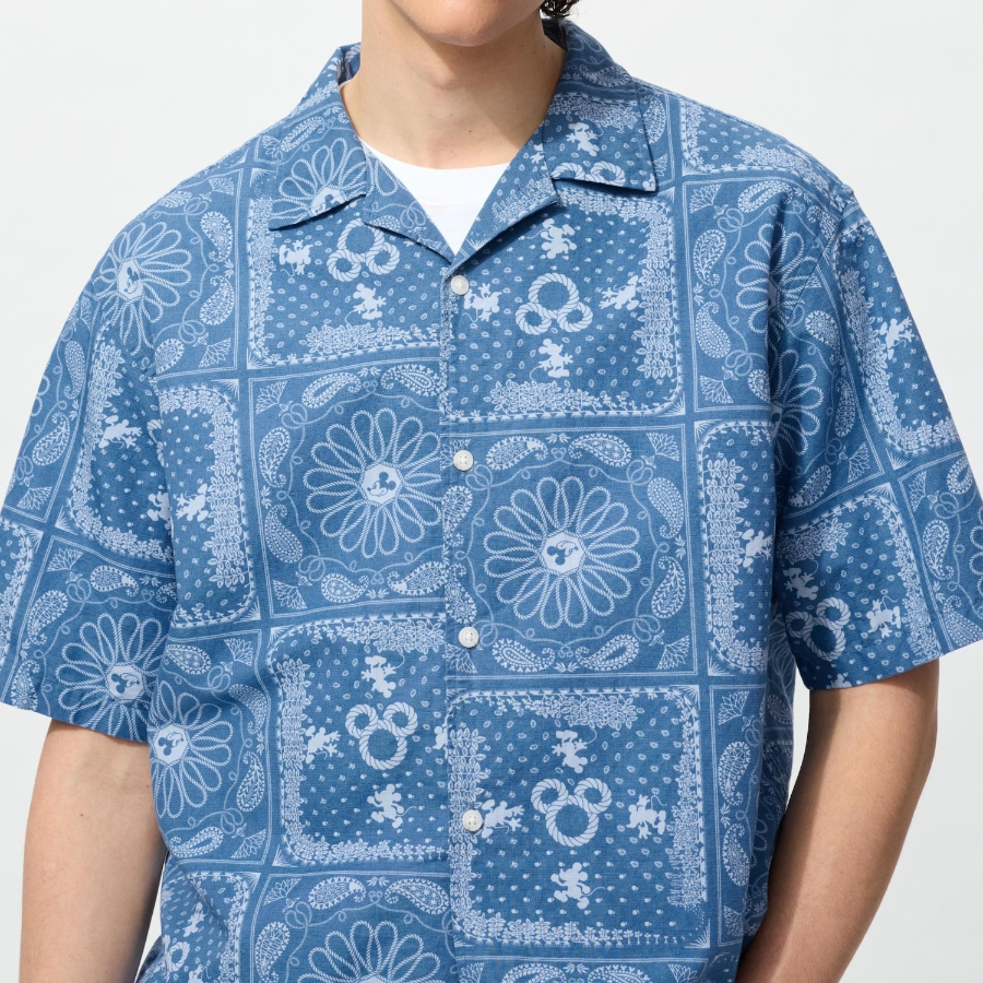 UNIQLO Disney in Blue Cotton Linen Shirt (Short Sleeve)