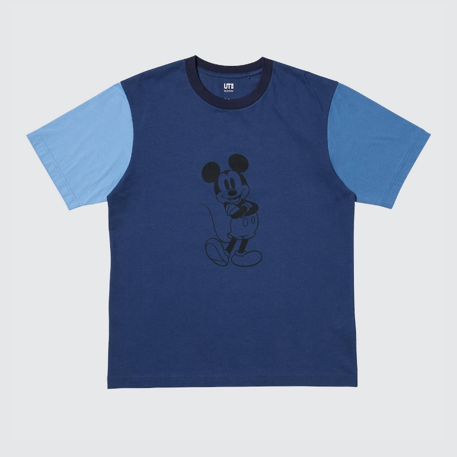 UNIQLO Disney in Blue UT (Graphic T-Shirt Short Sleeve) B
