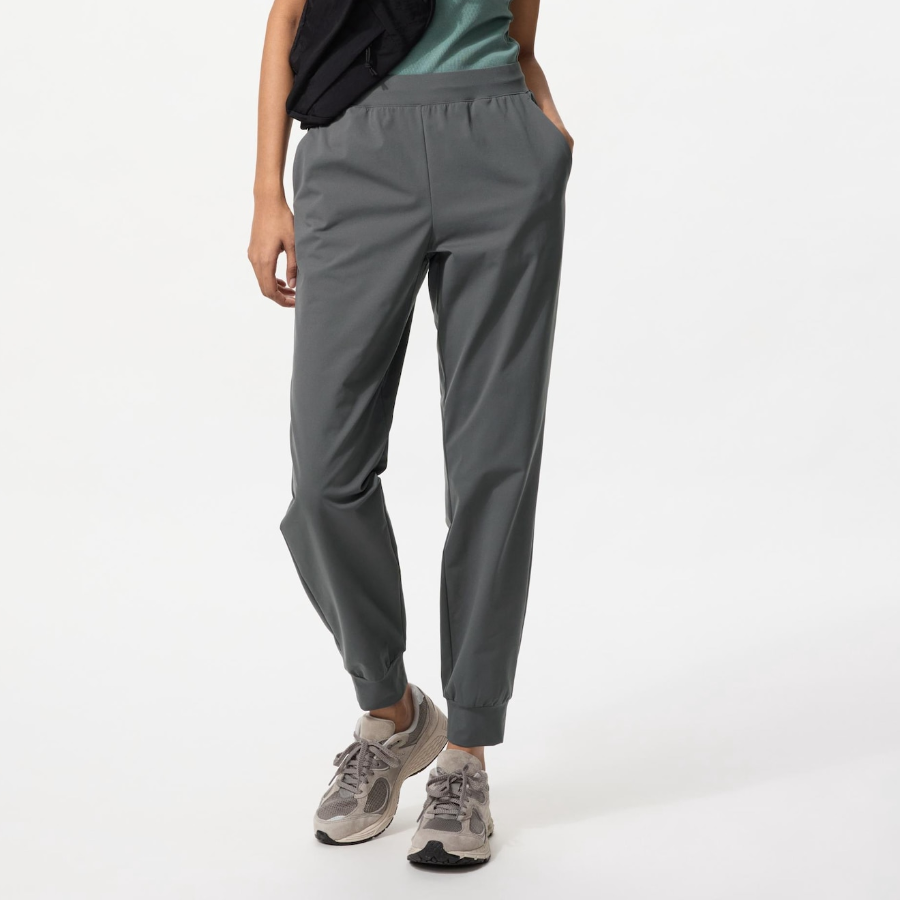 UNIQLO – Ultra Stretch Active Jogger Pants (Leg Length 71–73 cm, Long Length)