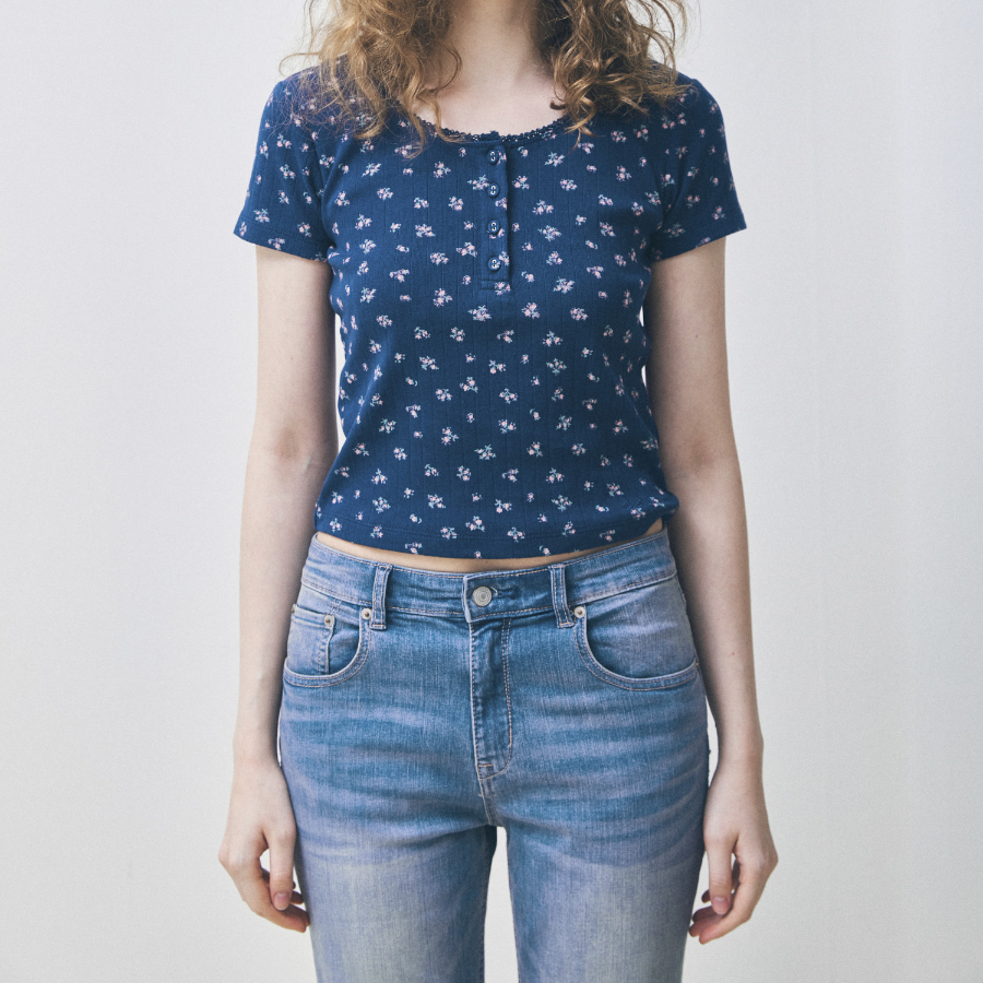 WHO.A.U — футболка Eyelet Henry Neck T-shirt