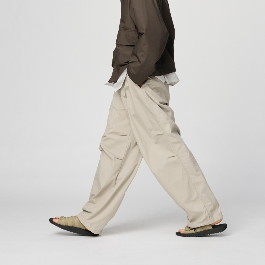 UNIQLO Wide Parachute Pants