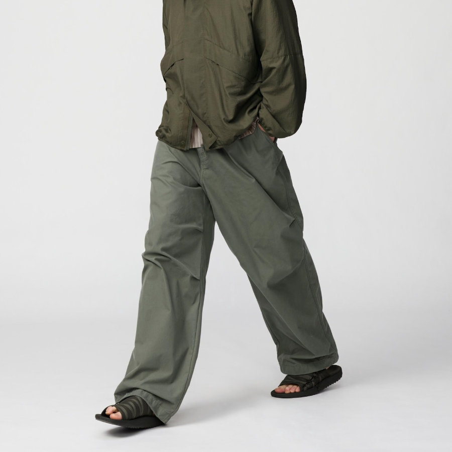 UNIQLO Wide Parachute Pants