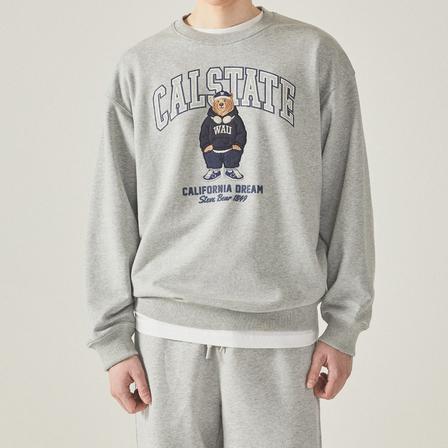 WHO.A.U Steve Patch Sweatshirt