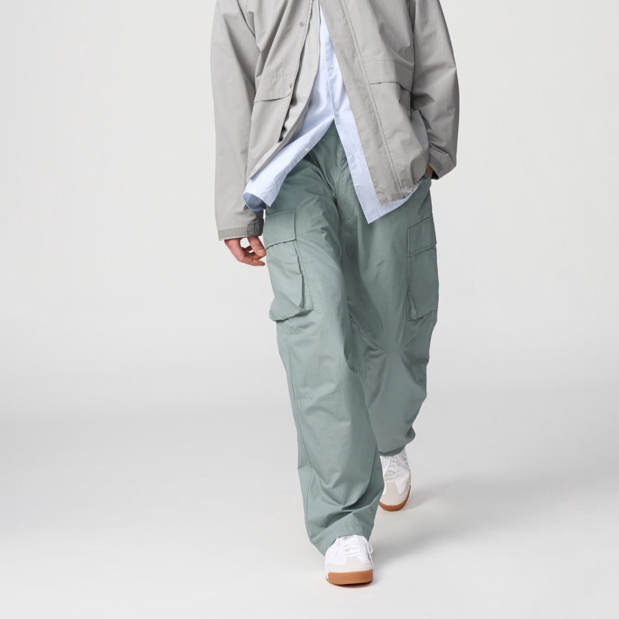 UNIQLO Wide Fit Cargo Pants