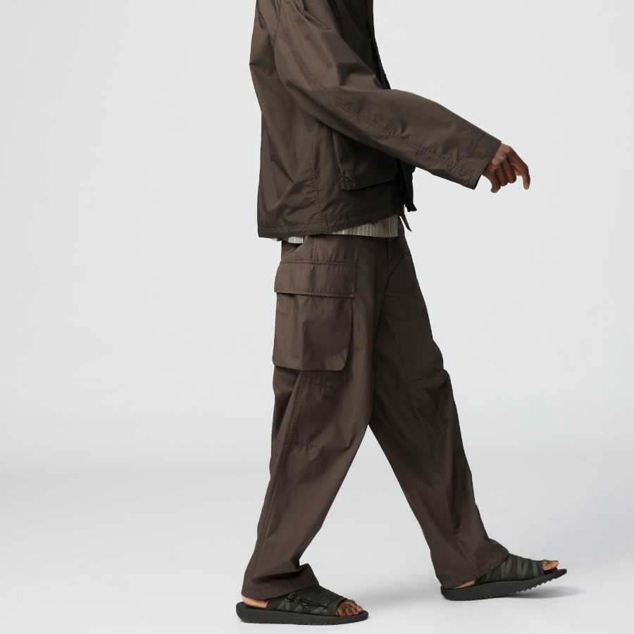 UNIQLO Wide Fit Cargo Pants