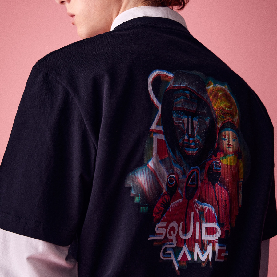WHO.A.U [WAU X SQUID GAME] Hologram T-Shirt