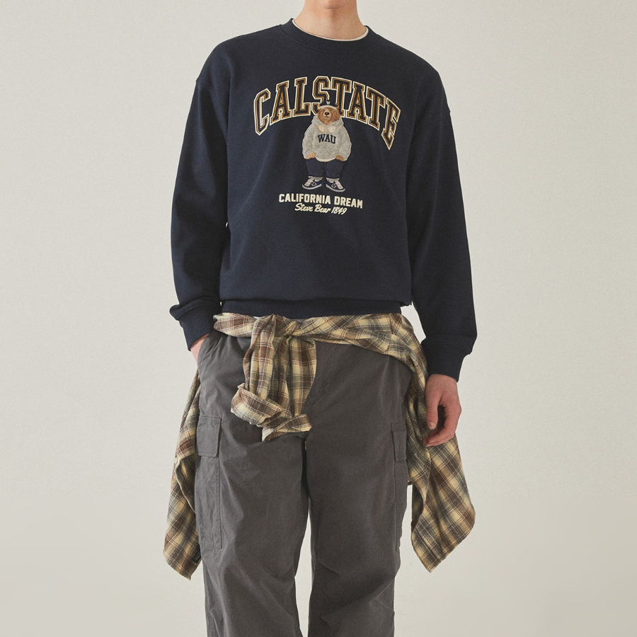 WHO.A.U Steve Patch Sweatshirt