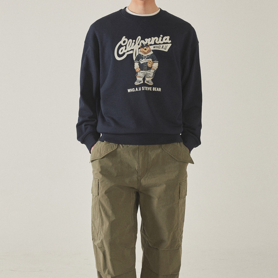 WHO.A.U Steve Photo Sweatshirt