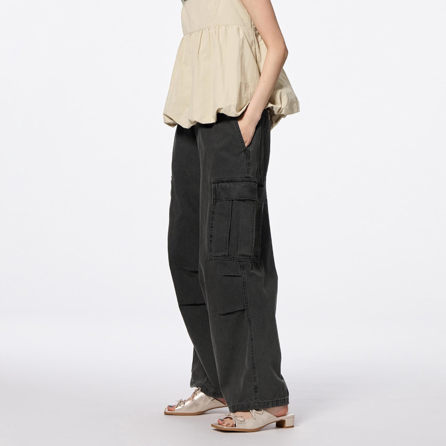 UNIQLO GU Denim Super Wide Cargo Pants