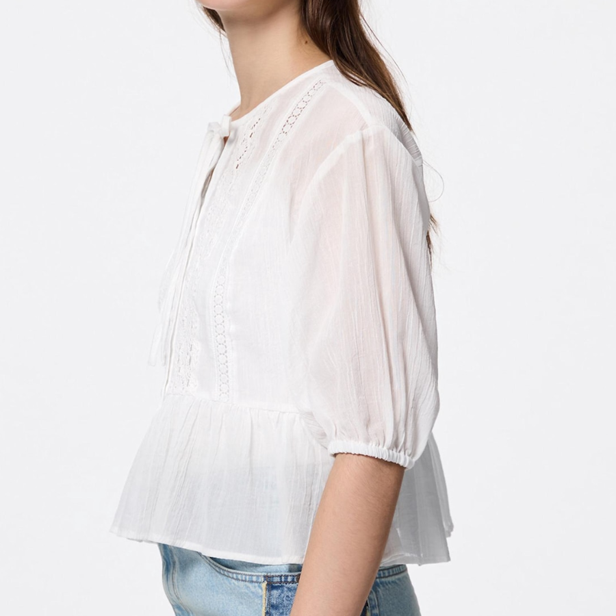 Uniqlo – блузка GU LACE PEPLUM BLOUSE (SHORT SLEEVE)