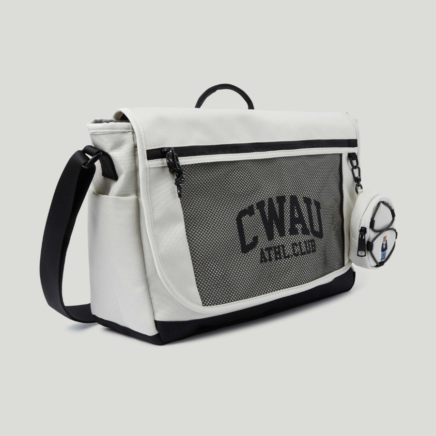 WHO.A.U Steve Messenger Bag