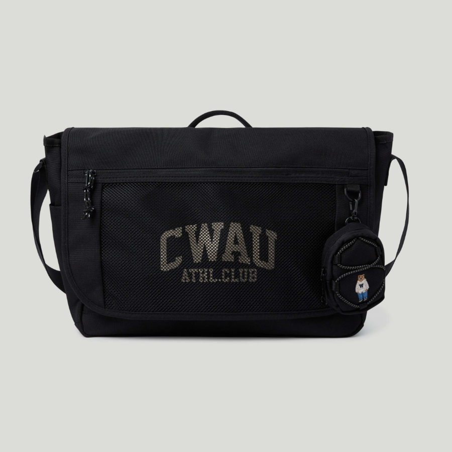 WHO.A.U Steve Messenger Bag