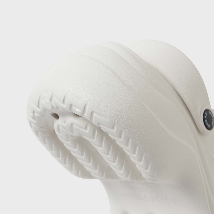 WHO.A.U Steve Summer Clog