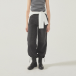 WHO.A.U — джинсы Vintage Washing Balloon Wide Denim(F)