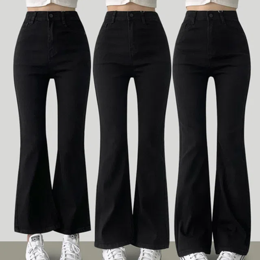 Женские джинсы с прямым лёгким клёшем и комфортной посадкой из эластичного денима