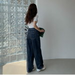 Женские летние джинсы с эластичным поясом и защипами