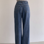 Женские летние джинсы с эластичным поясом и защипами