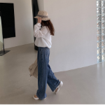 Женские летние джинсы с эластичным поясом и защипами