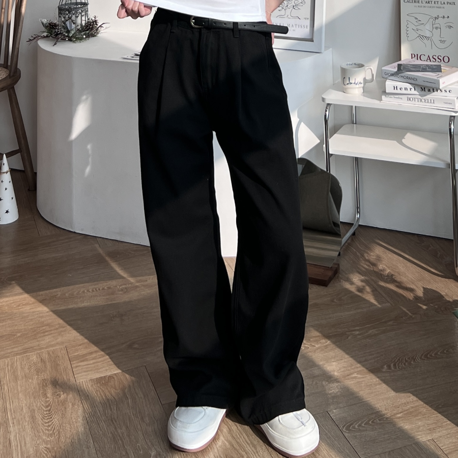 Женские широкие джинсы с одним защипом и удлинённым кроем