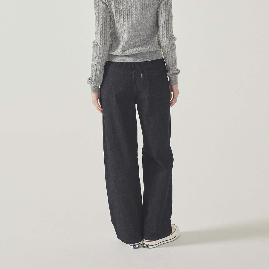 WHO.A.U — джинсы Easy Bending Denim(U)