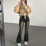 Женские джинсы с корректирующим эффектом, хай-вейстом и двойной пуговицей в фасоне буткат