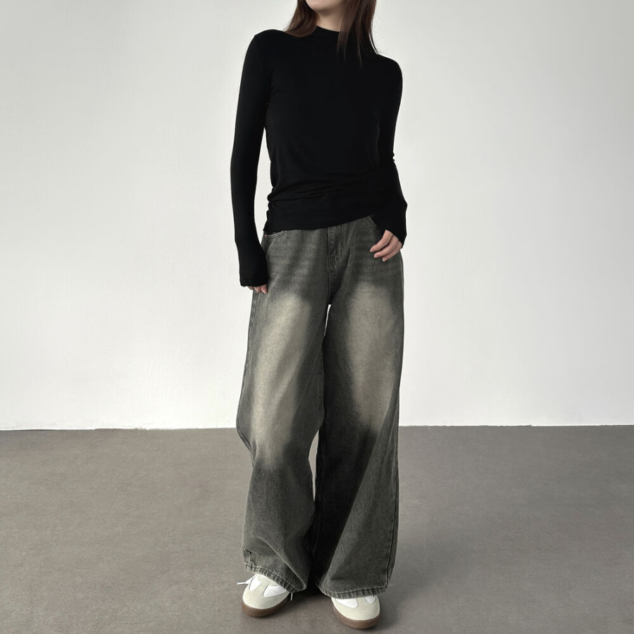 Женские джинсы с завышенной талией, винтажной варкой и объёмным полу-баллонным кроем