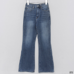 Женские джинсы с эластичным поясом и расклёшенным низом (буткат)