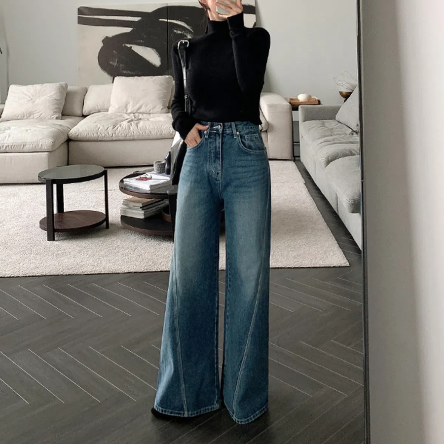 Женские джинсы с широким силуэтом и A-образной формой