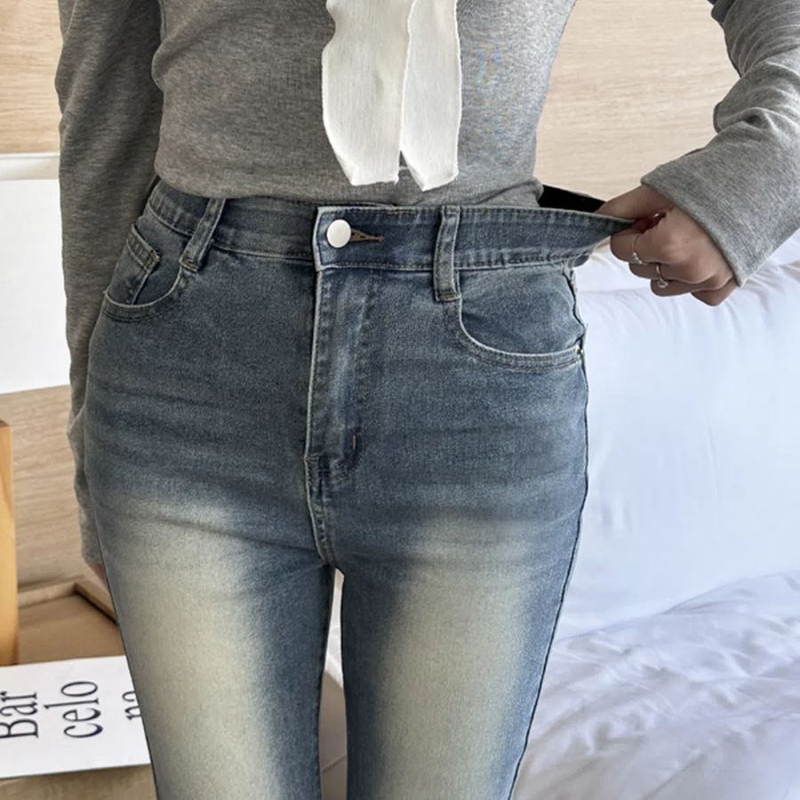Женские буткат джинсы с полной эластичностью и внутренней резинкой на поясе